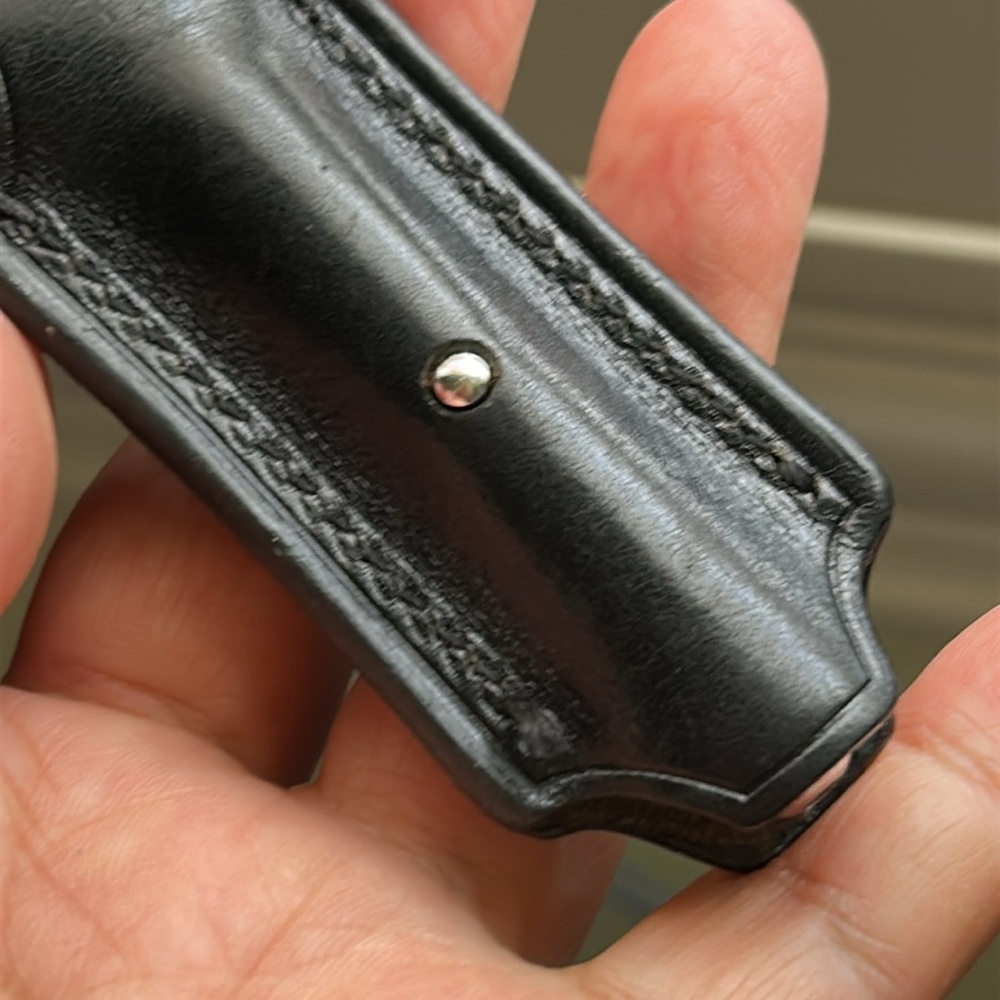 Raretumi Laser Pointer Leather Case Keyring - image 5